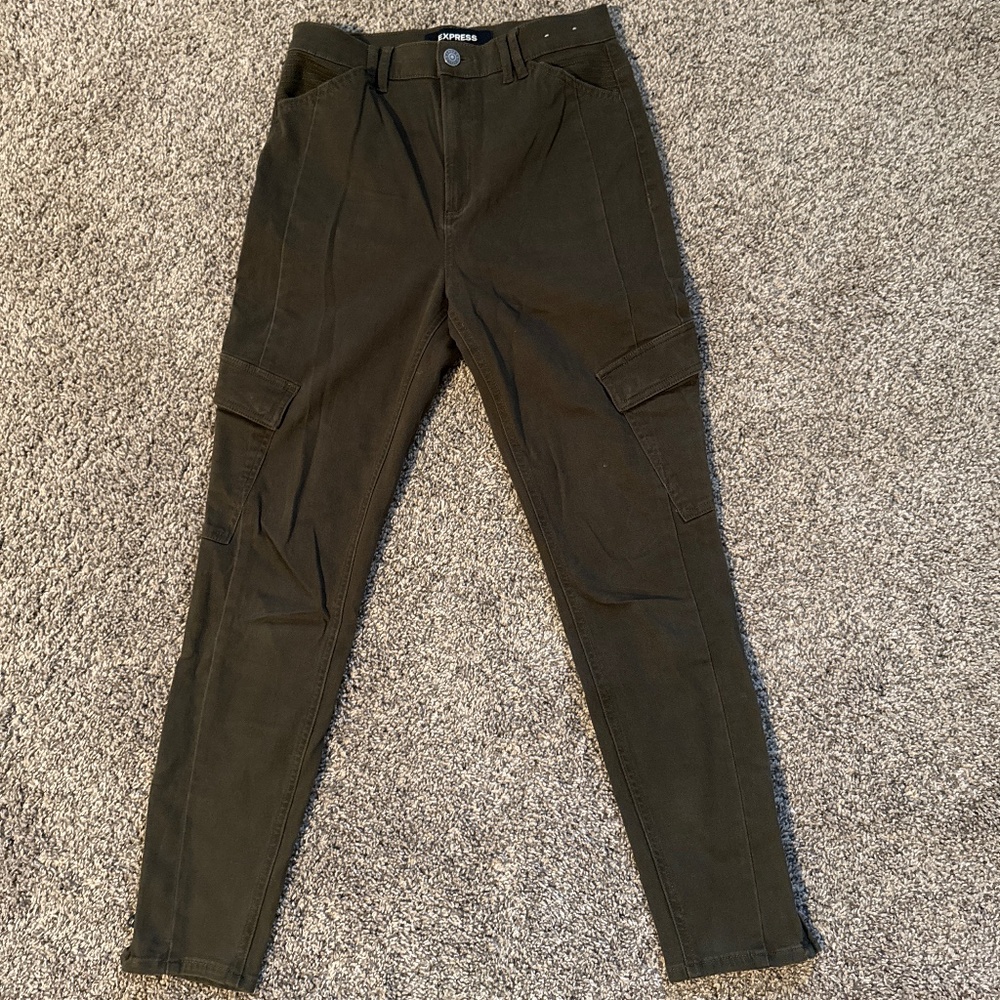 Skinny high rise cargo jean
